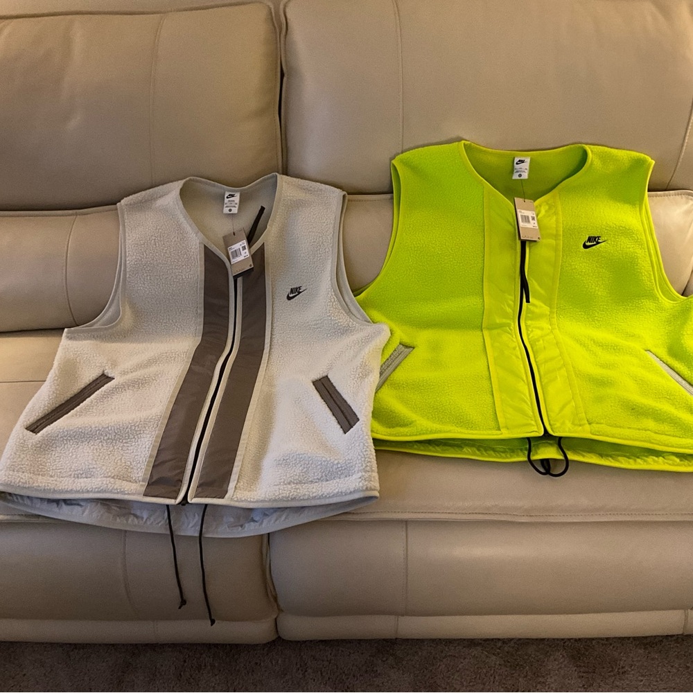 Nike Kids Fleece Vests - Cream and Neon Yellow